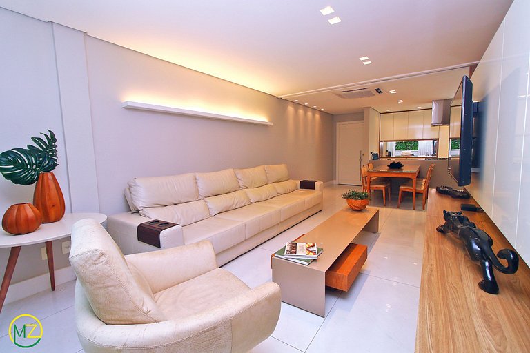 Luxurious 3 bdrm apartment in Leblon for 8 people