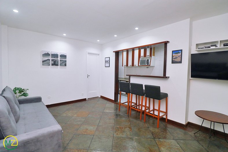 Nice one bedroom, few steps to Ipanema beach