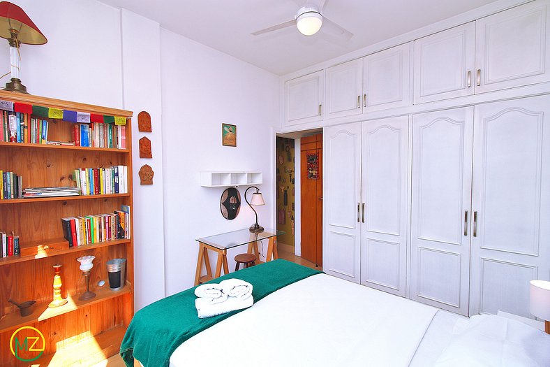 Stylish and comfortable 2 bedrooms in Leblon